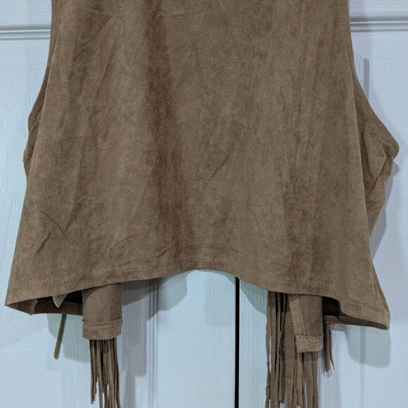 Wild Kiss Women's Fringe Vest, Size Large, Tan - Picture 11 of 12